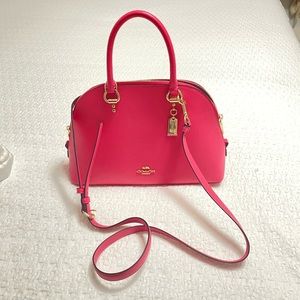 Pink coach handbag, brand new, only used once.